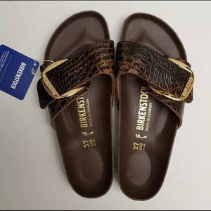 BIRKENSTOCK Gator Big Buckle Madrid Sandal 37